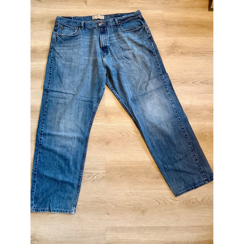 Wrangler Jeans Co Loose Straight Mens 42x32 Blue Denim Jeans 97TWWRI Medium Wash - Picture 2 of 8